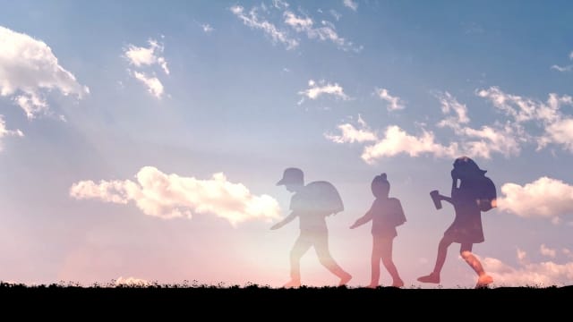 小学校入学後の登下校が心配!見守りや付き添い、送迎はあり?